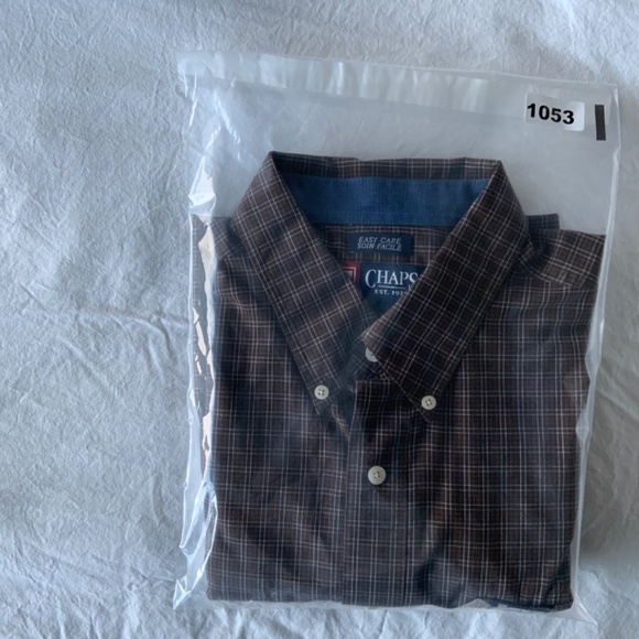 CHAPS “Easy Care” Dress Shirt. - Picture 7 of 7